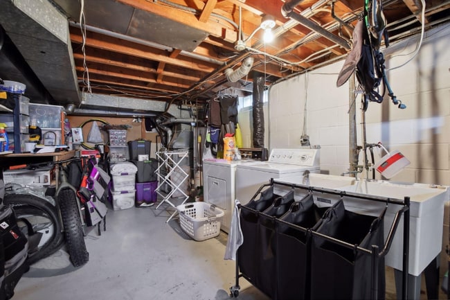 Photo - 2104-2106 E 58th St Unidad 2106