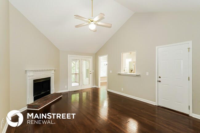 Photo - 212 Riverpoint Ct