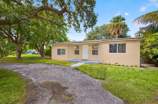 Photo - 2609 Richard Rd