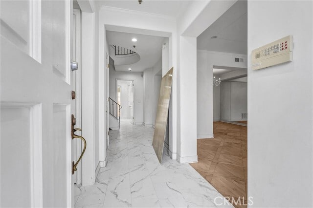 Photo - 309 N Almont Dr