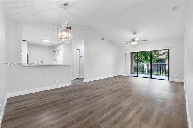 Building Photo - 5861 Riverside Dr Unit 205A2