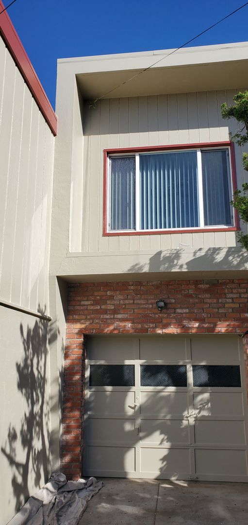 Photo - Beautifully Renovated Vintage  2 bedroom 2...