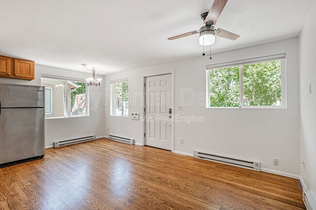 Photo - 3713 Wolff St