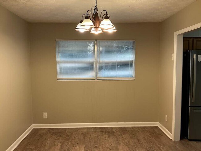 Photo - 1116 Willow Ln