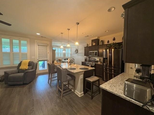 7856 Country Lake Dr