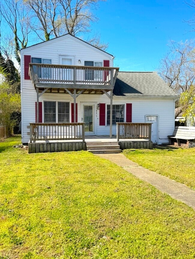 Photo - 431 Seaboard Ave