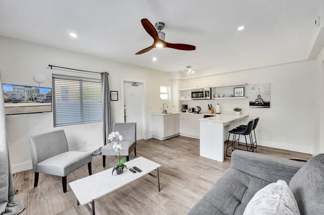 Photo - 3020 Seville St Unidad SI ID1503984P