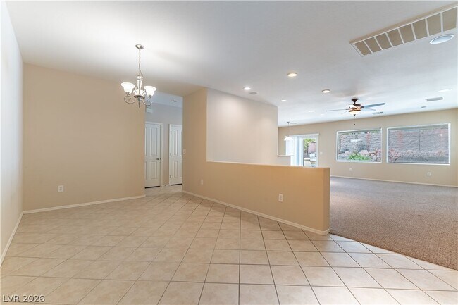 Photo - 2362 Ecliptic St