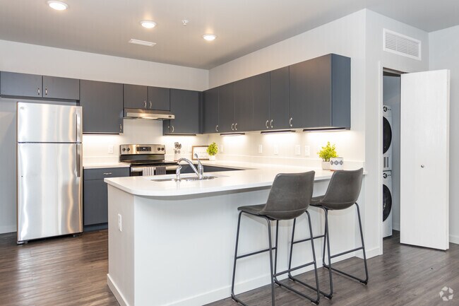 2 bedroom 2 bathroom - The Creamery Apartments