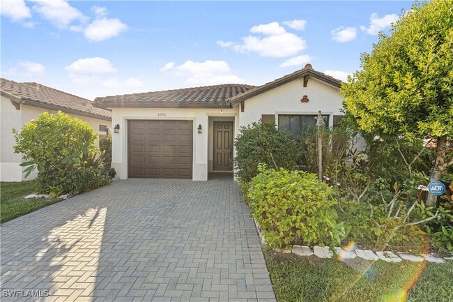 Building Photo - 8976 Madrid Cir