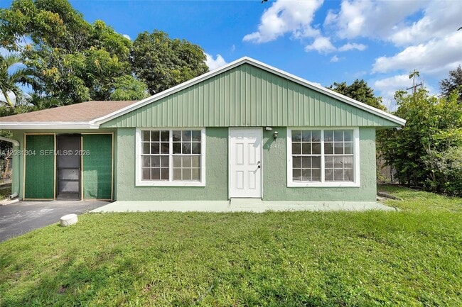 Photo - 3541 NW 7th Pl