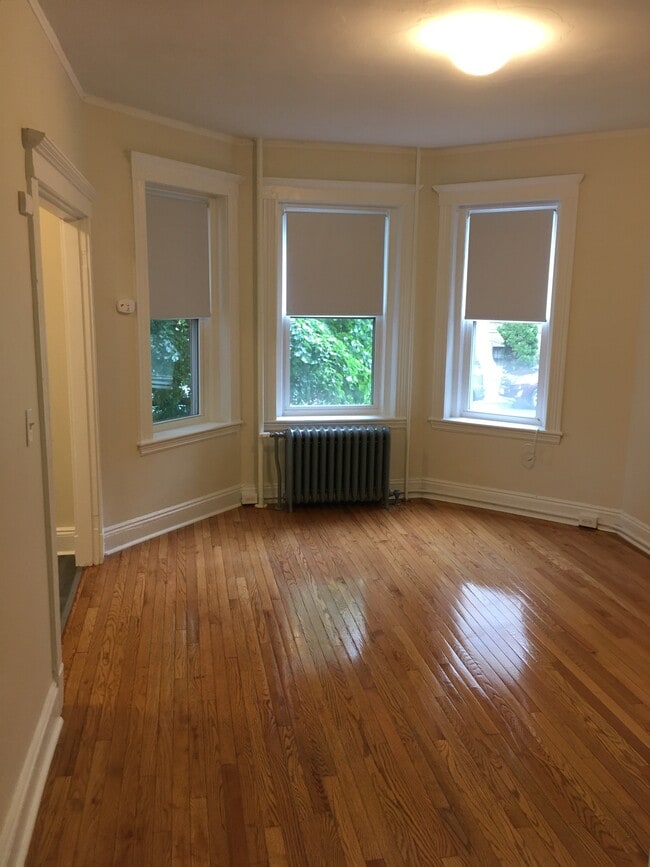 Building Photo - 1111 Boylston St