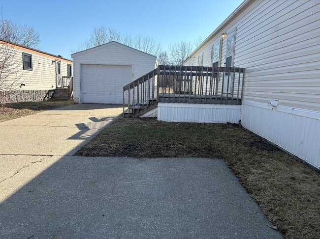 Photo - 2131 Windover Dr