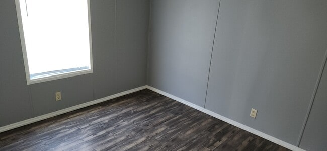 Photo - 246 Paxon St