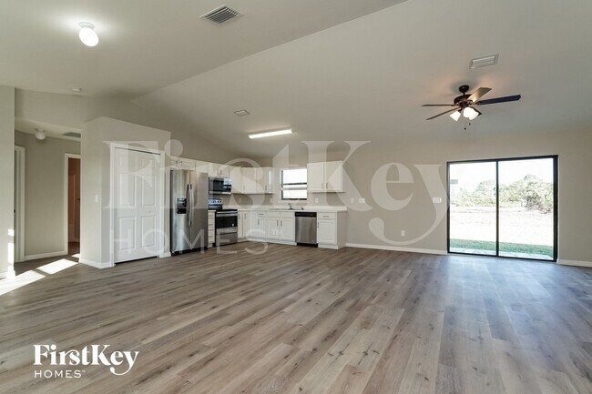 Photo - 3008 25th St SW