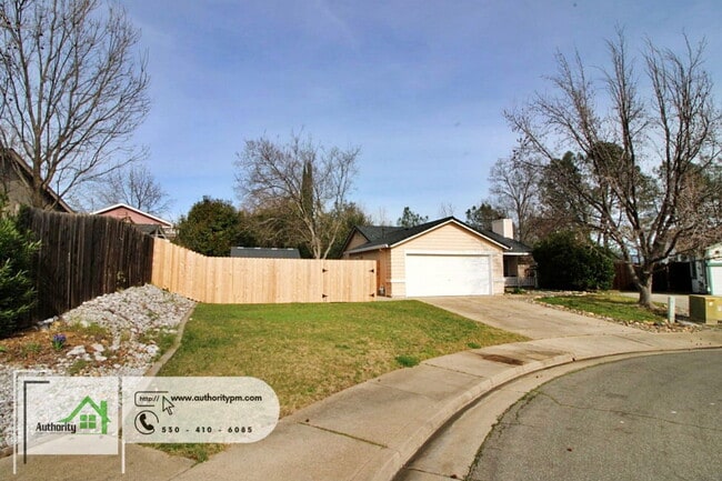 Photo - 752 Lotus Ct