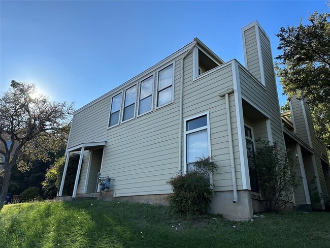 Photo - 6728 Lancret Hill Dr