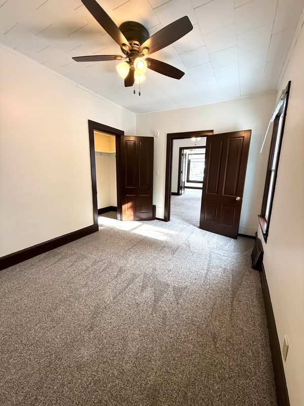 Photo - 752 McSorley St