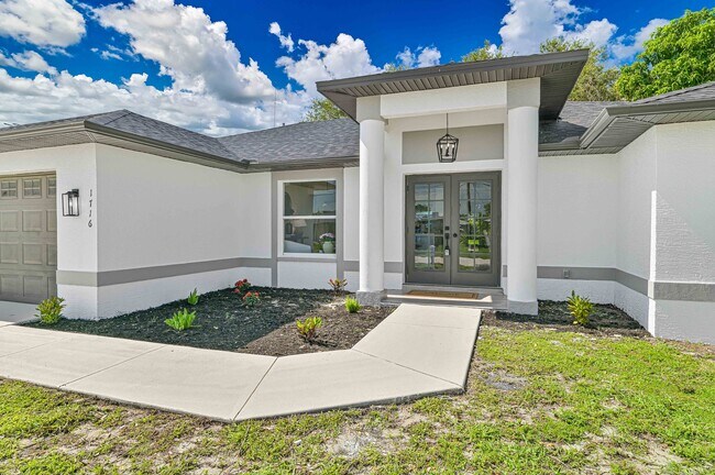 Photo - 1716 SE 12th St