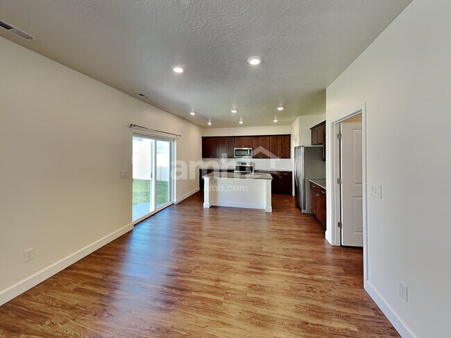 2357 Surry Way
