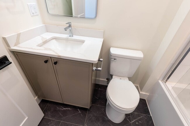 Photo - New Construction 4bd/3ba Townhouse