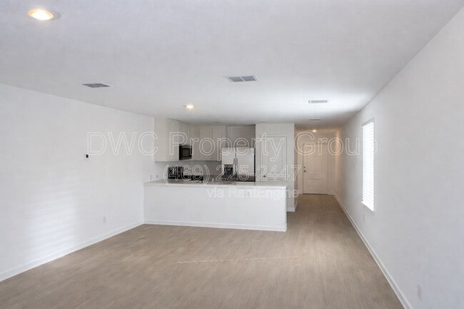 Photo - 3017 Campeiro Ave