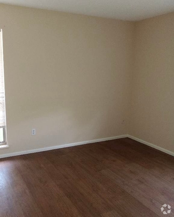 Building Photo - 5030 SE 30th St Rental