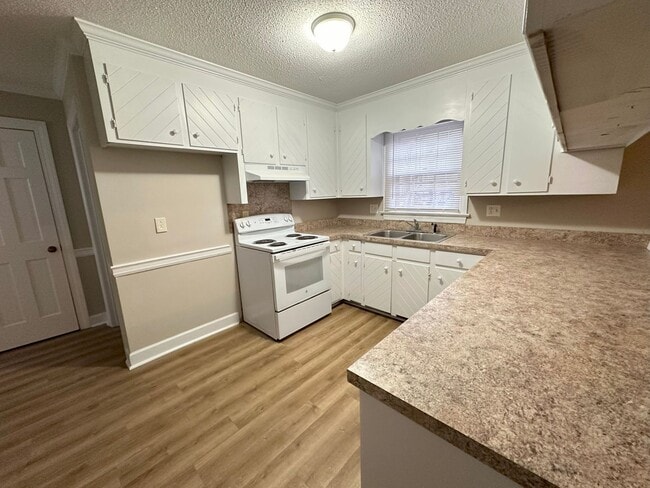 Photo - 1497 Foxhall Dr