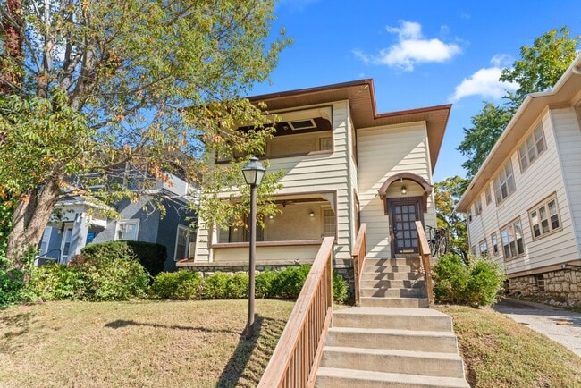 Photo - Charming 2-Bed Home with Hardwood Floors &...