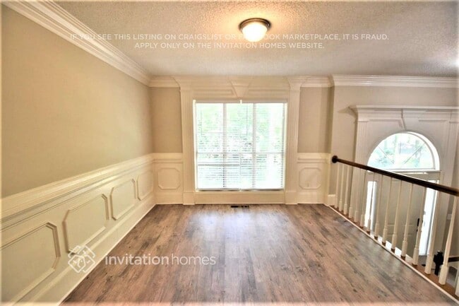 Photo - 1885 Chadwick Dr