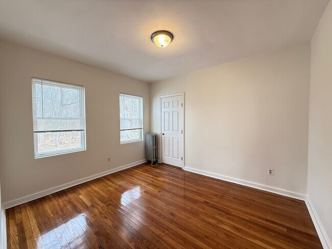 Photo - 6 Pama Gardens Unit 3 COPY