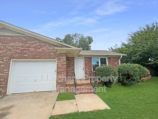 Building Photo - 4702 Old Spartanburg Rd