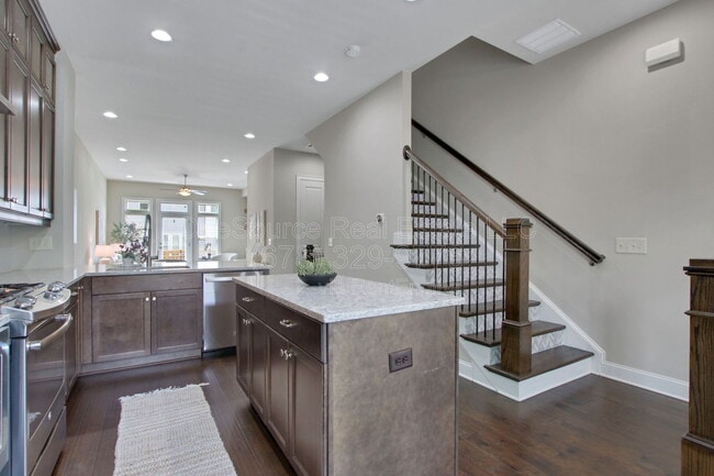 Photo - 4103 Township Pkwy