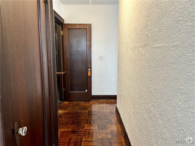 Building Photo - 6801 Buffalo Ave Rental