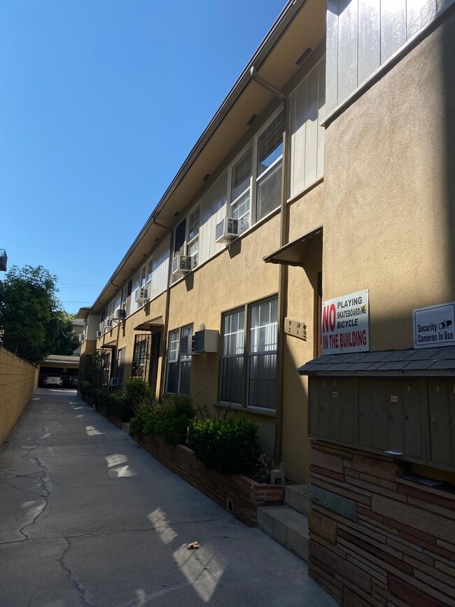 Photo - 1727 N Garfield Pl