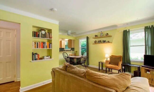 Photo - 1015 Arborview Blvd