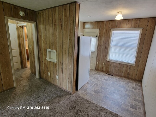Photo - 1822 S Bonn Ave