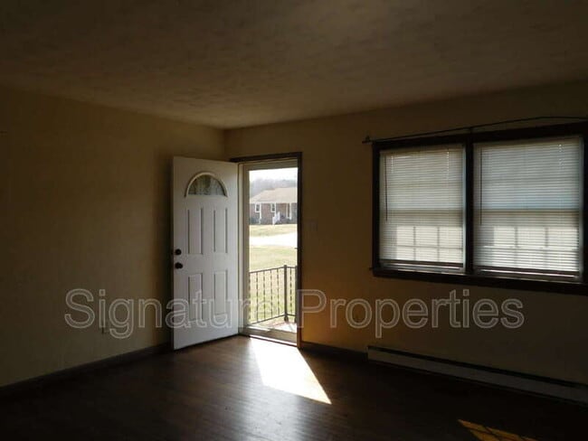 Photo - 13420 Crest Cir