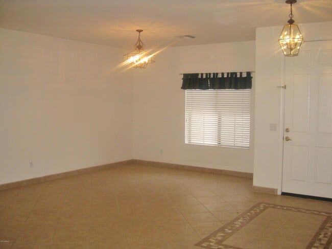 Photo - 1042 E Canyon Way