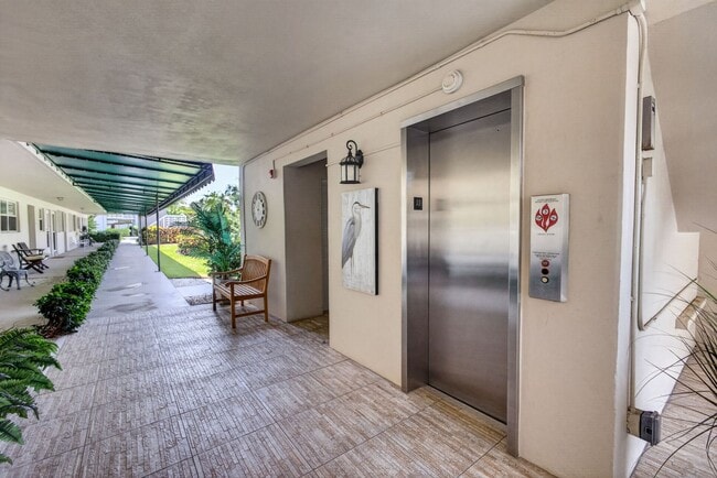 Photo - 55+ 1 BED, 1 BATH FURNISHED CONDO NORTH PALM BEACH