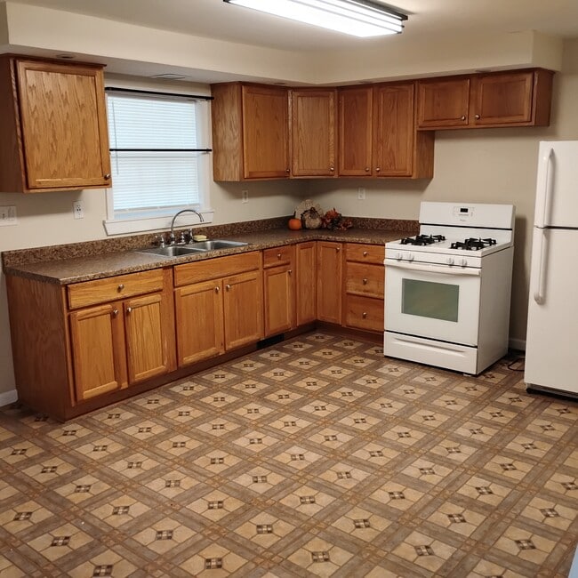 Building Photo - 536 Spikenard St