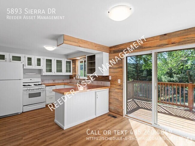 Building Photo - 5893 Sierra Dr Rental