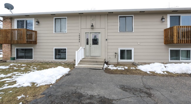 Photo - 16045 Joplin Ave Unit 2