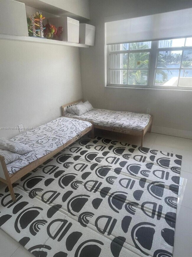 Photo - 2600 Collins Ave Unit 211