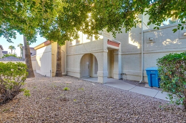 Photo - 521 E Kristal Way