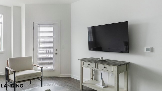 Photo - 2110 Birkhall St Unidad 2130-323