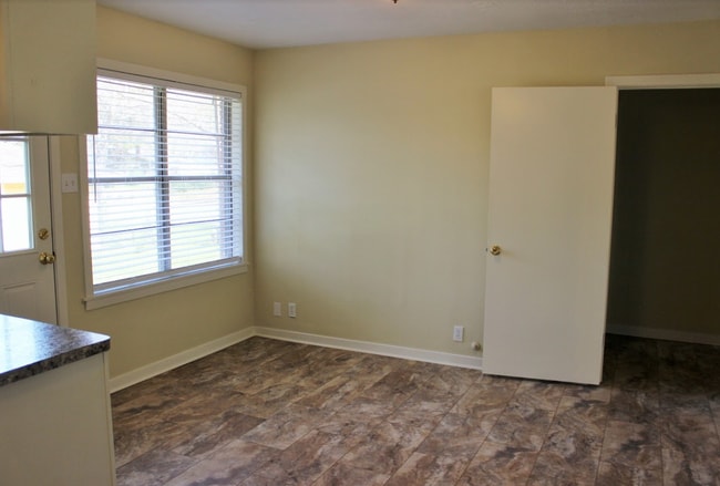 Photo - 509 E Mansfield St