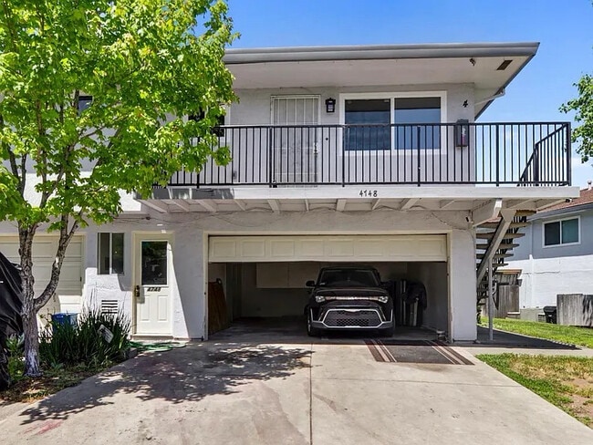 Photo - 4748 Greenholme Dr Unit 4