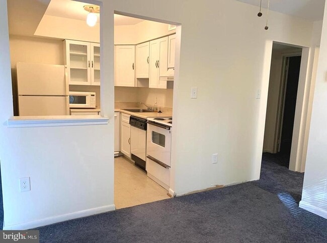 Photo - 17807 Buehler Rd Unit 1-B-2