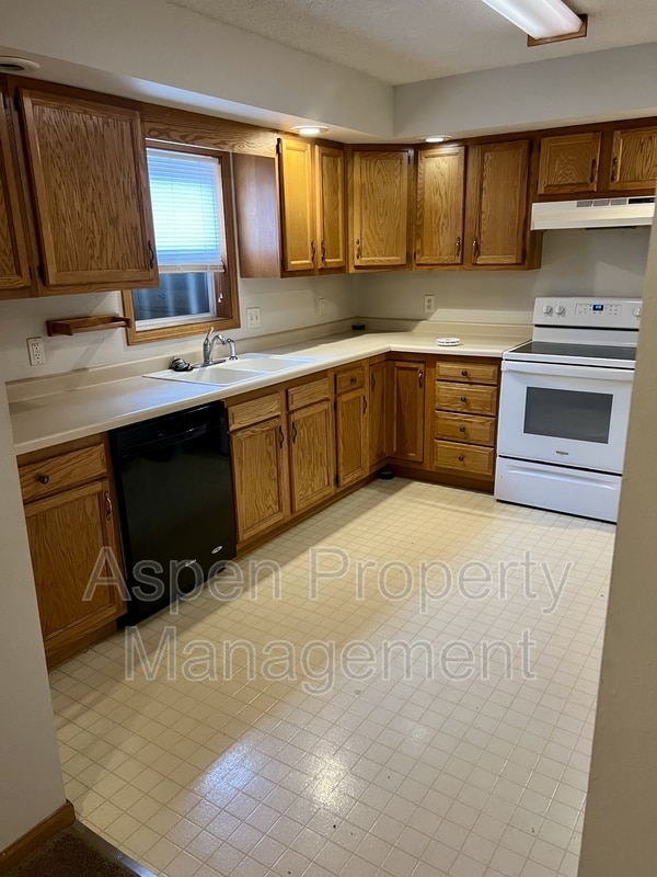 Photo - 917 S 3rd St